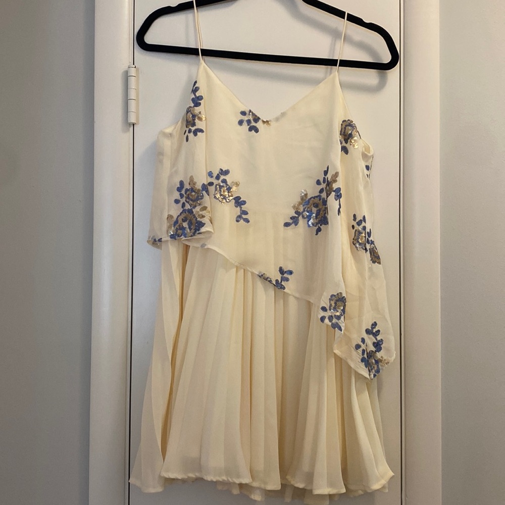 Dress with unique detailing from Tobi